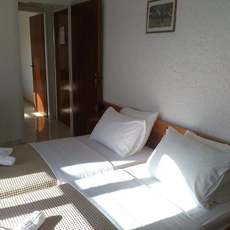 Lefka Hotel Kolymbari Exterior photo