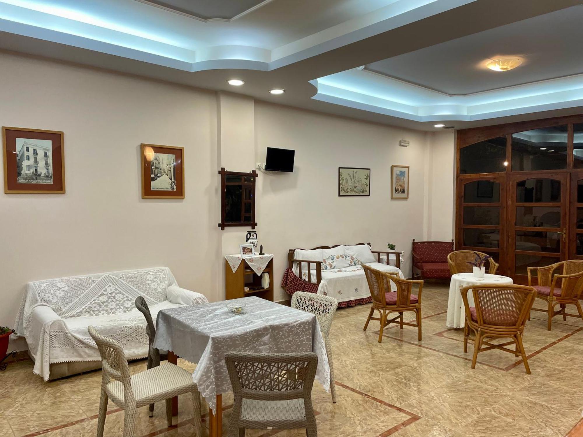 Lefka Hotel Kolymbari Exterior photo