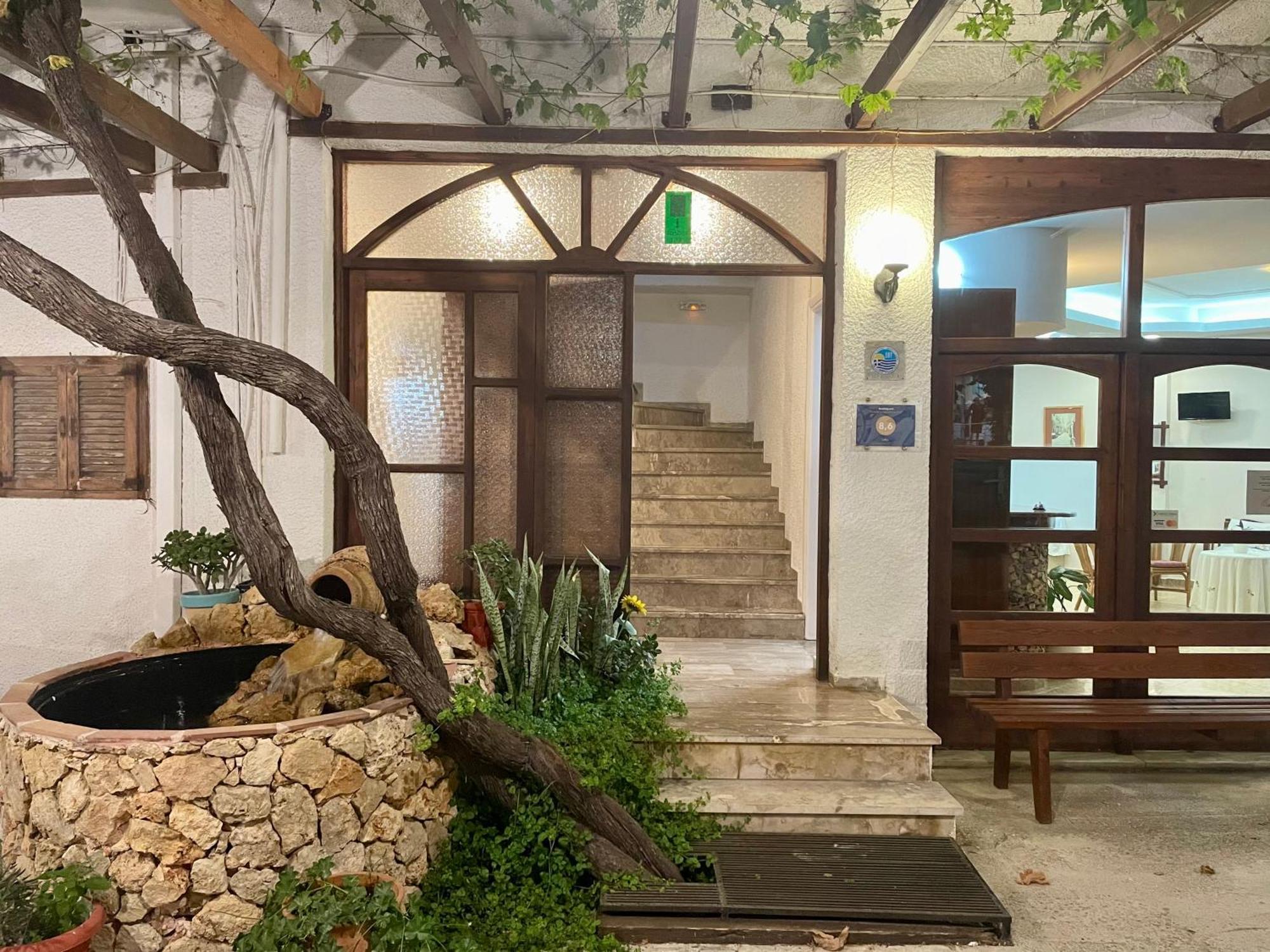 Lefka Hotel Kolymbari Exterior photo