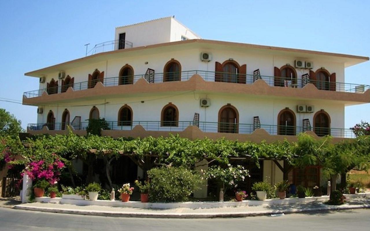 Lefka Hotel Kolymbari Exterior photo