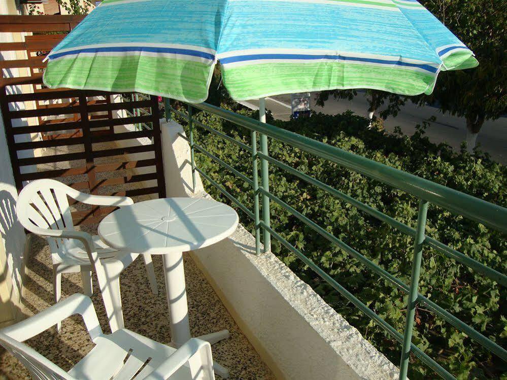 Lefka Hotel Kolymbari Exterior photo